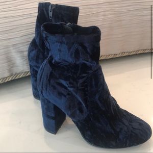 SOLD Blue Velvet Booties 💙